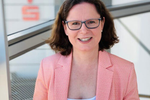 Beruflich und privat engagiert: Sparkassen-Vorstandsassistentin Ingrid Funk-Kaestl