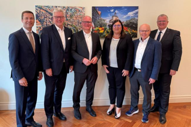 v.l.n.r.: Matthias Dießl, Dr. Matthias Everding, Stephan Kirchner, Sandra Peetz-Rauch, Franz Wittmann, Stefan Proßer